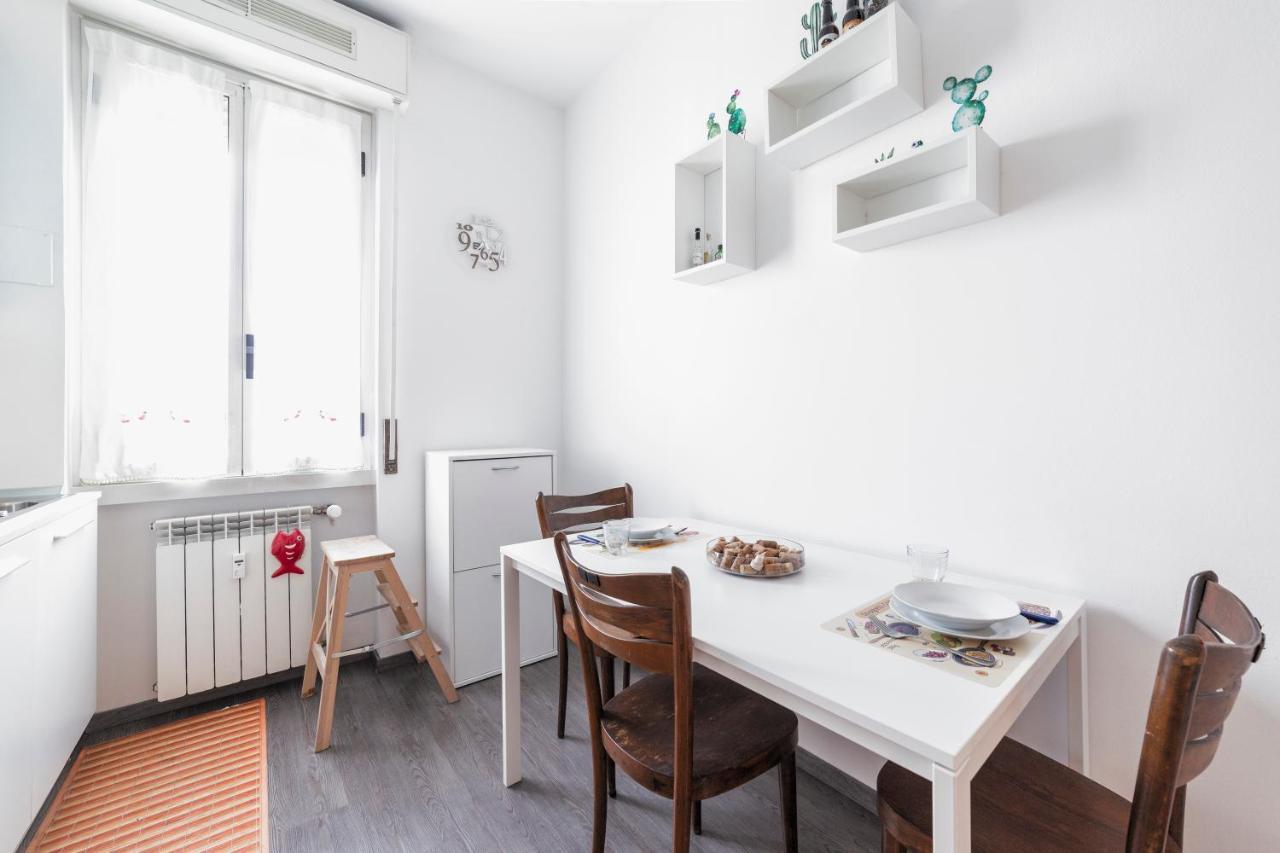 Precotto Comfortable Flat With Balcony Milão Exterior foto